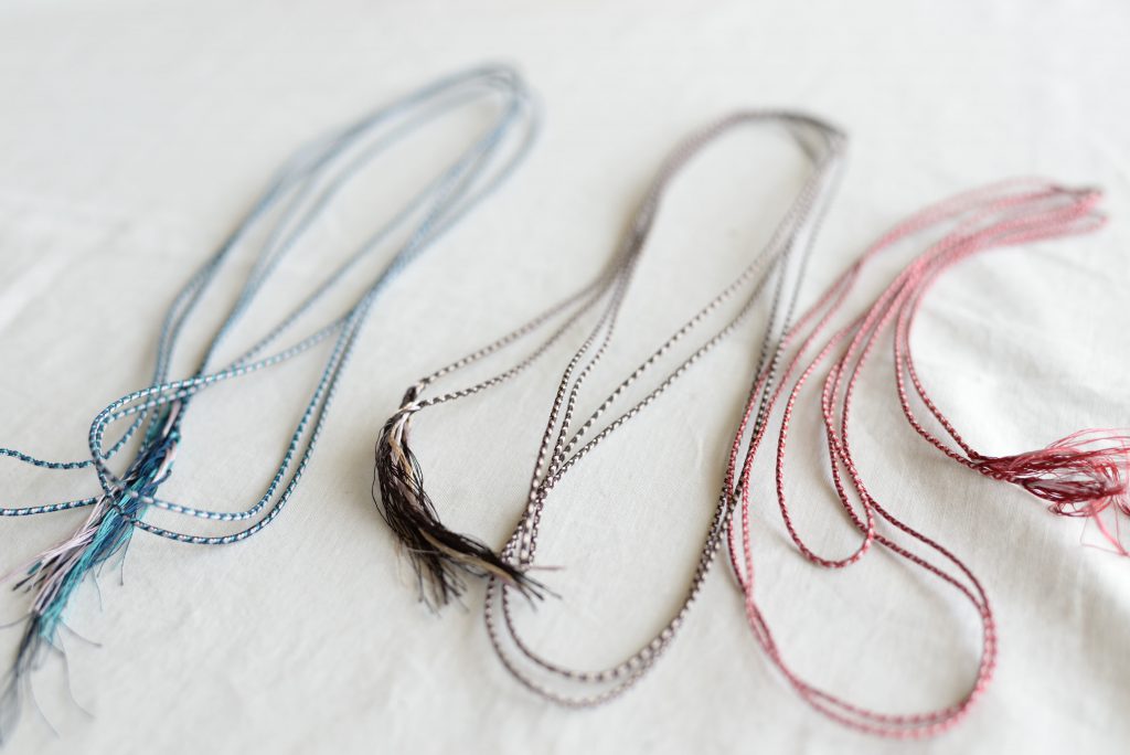 絹糸の組紐　domotokougei オリジナル
