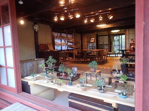 熊川宿の「若州窯」に「若狭の空と海とものづくり」のメンバーの作品が見れます