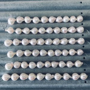 艶々6~7㎜バロック真珠通し連【あこや真珠】 ペア珠としても使いやすいように 2ｹづつ似たニュアンスで揃えております。